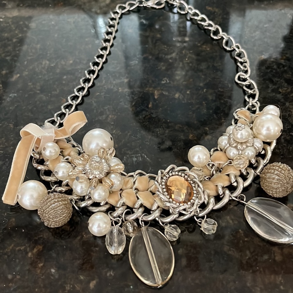 Pearl and jewel necklace
